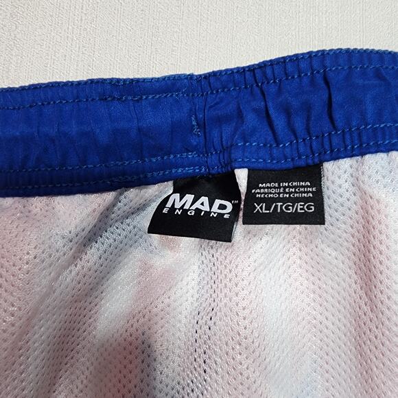 Mad Engine Men's XL Elastic Waist Stars & Stripes USA Flag Swim Trunks - Picture 4 of 7